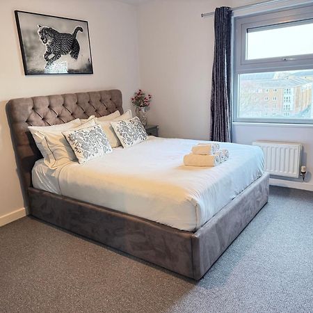 London Luxury Holiday Home B 외부 사진